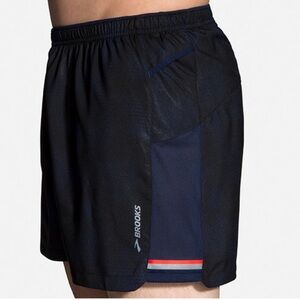 Men's Brooks Sherpa 2-in-1 athletic shorts Black and Blue size Medium